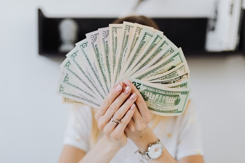 كيف تحقق دخل شهري ثابت من التجارة الالكترونية ؟ محمود ابراهيم